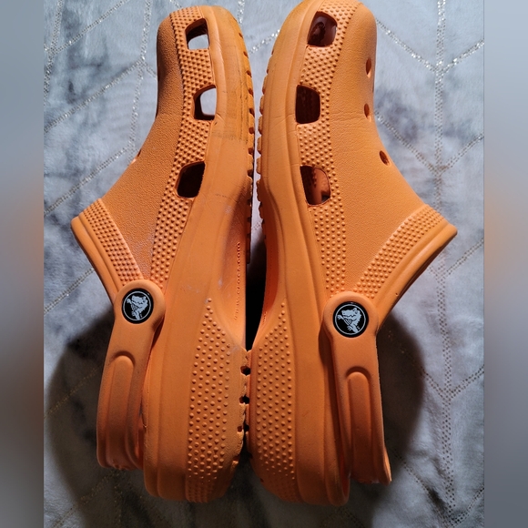 Rebound Crocs Orange Size 8 Women 7 Men - Picture 3 of 6